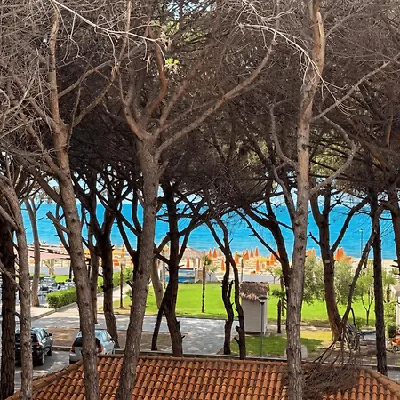 Apartamento In Durres By The *